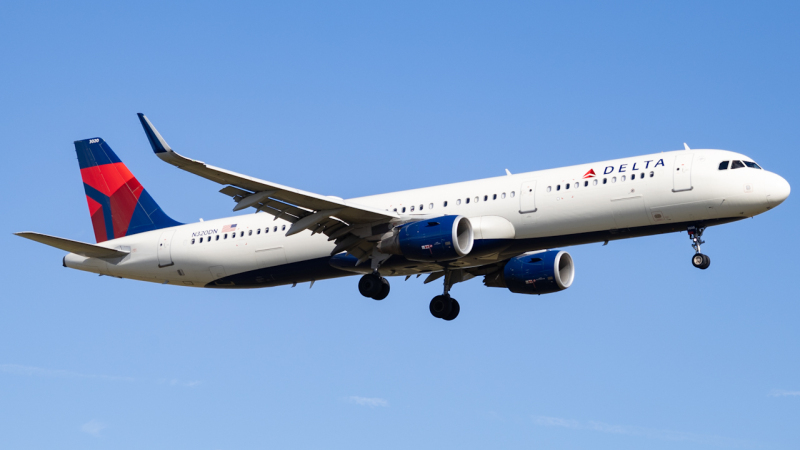Photo of N320DN - Delta Airlines Airbus A321-200 at TPA on AeroXplorer Aviation Database