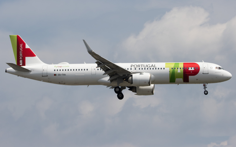 Photo of CS-TXA - TAP Air Portugal Airbus A321NEO at EWR on AeroXplorer Aviation Database