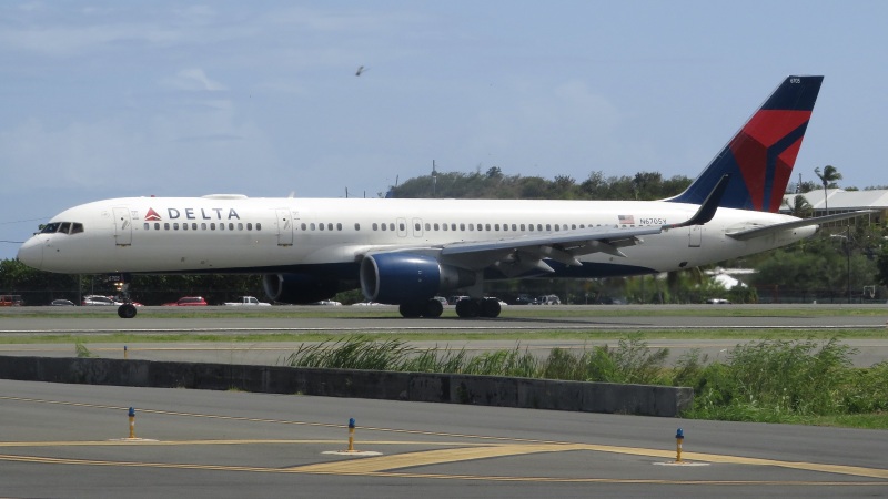 Photo of N6705Y - Delta Airlines Boeing 757-200 at STT on AeroXplorer Aviation Database