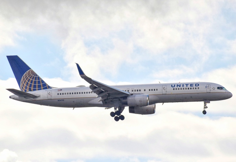 Photo of N14115 - United Airlines Boeing 757-200 at SAN on AeroXplorer Aviation Database