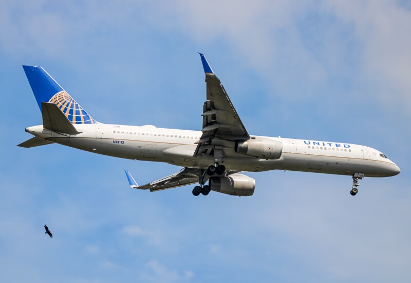 Photo of N13113 - United Airlines Boeing 757-200 at IAD on AeroXplorer Aviation Database