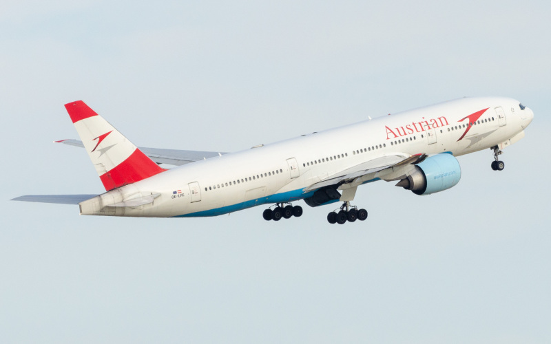 Photo of OE-LPE - Austrian Airlines Boeing 777-200 at EWR on AeroXplorer Aviation Database