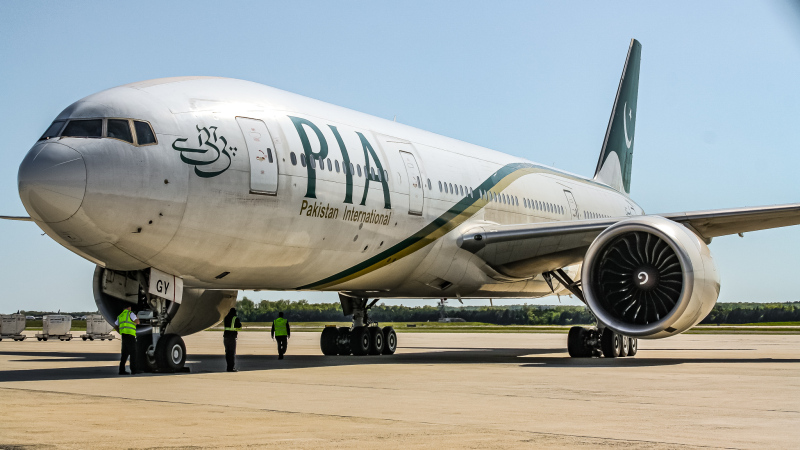 Photo of AP-BGY - Pakistan International Airlines Boeing 777-200LR at IAD on AeroXplorer Aviation Database