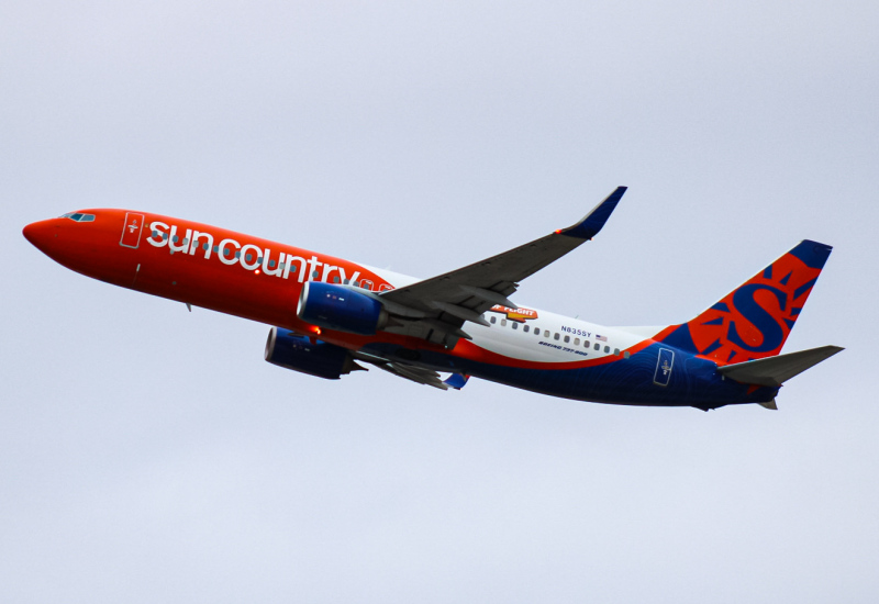 Photo of N835SY - Sun Country Airlines Boeing 737-800 at MSP on AeroXplorer Aviation Database