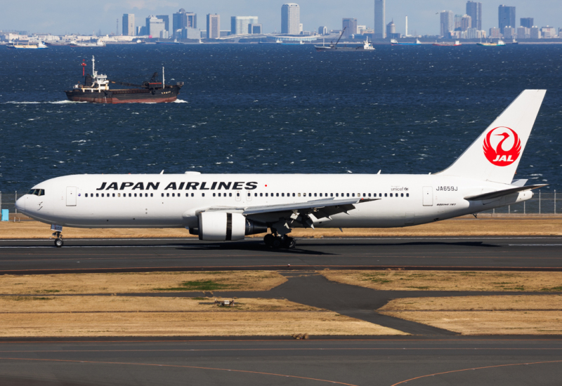 Photo of JA659J - Japan Airlines Boeing 767-300ER at hnd on AeroXplorer Aviation Database