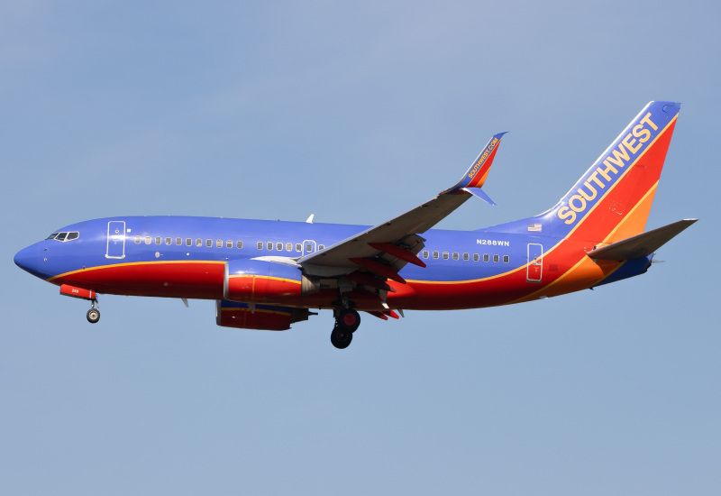 Photo of N288WN - Southwest Airlines Boeing 737-700 at MCO on AeroXplorer Aviation Database