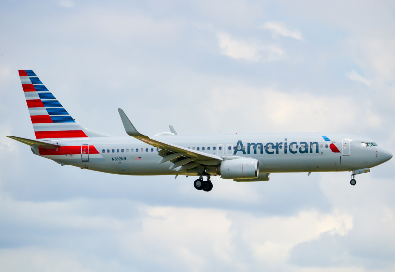 Photo of N892NN - American Airlines Boeing 737-800 at DFW on AeroXplorer Aviation Database