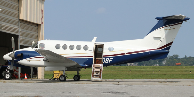 Photo of N208F - PRIVATE Beechcraft King Air 200 at LNS on AeroXplorer Aviation Database