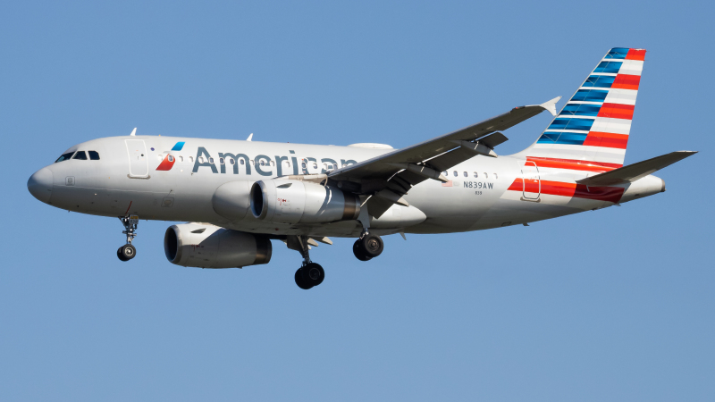 Photo of N839AW - American Airlines Airbus A319 at DCA on AeroXplorer Aviation Database