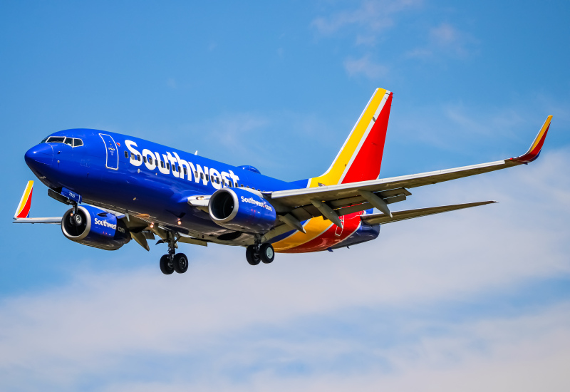 Photo of N7829B - Southwest Airlines Boeing 737-700 at BWI on AeroXplorer Aviation Database