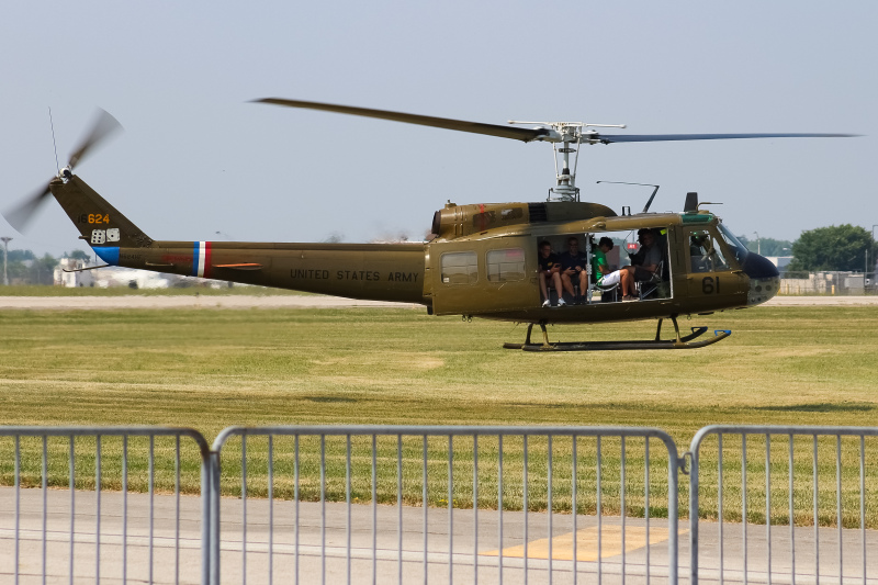 Photo of N624HF - PRIVATE  Bell UH-1 Huey/Iroquois  at DAY on AeroXplorer Aviation Database