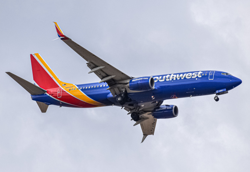 Photo of N8600F - Southwest Airlines Boeing 737-800 at DEN on AeroXplorer Aviation Database