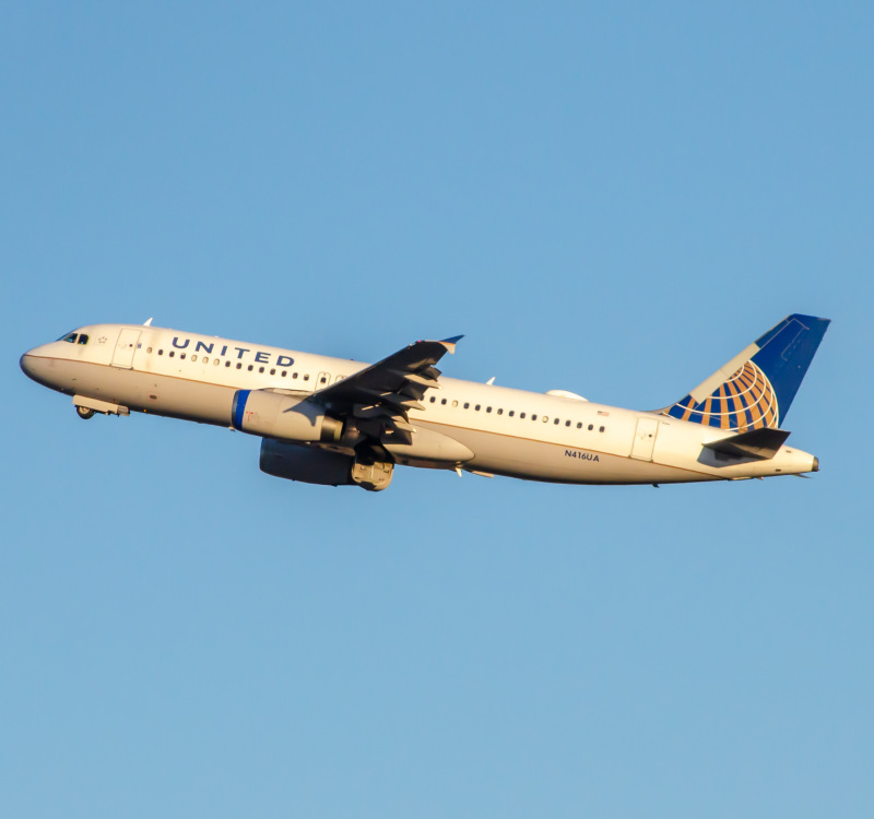 Photo of N416UA - United Airlines Airbus A320 at EWR on AeroXplorer Aviation Database