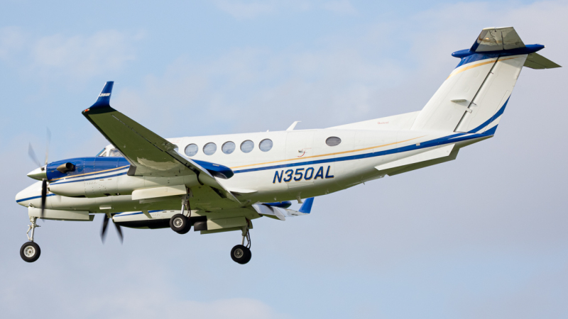 Photo of N350AL - PRIVATE Beechcraft King Air 300 at CMH on AeroXplorer Aviation Database