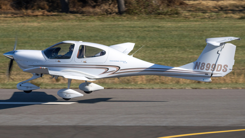 Photo of N899DS - PRIVATE Diamond DA-40 at CGS on AeroXplorer Aviation Database