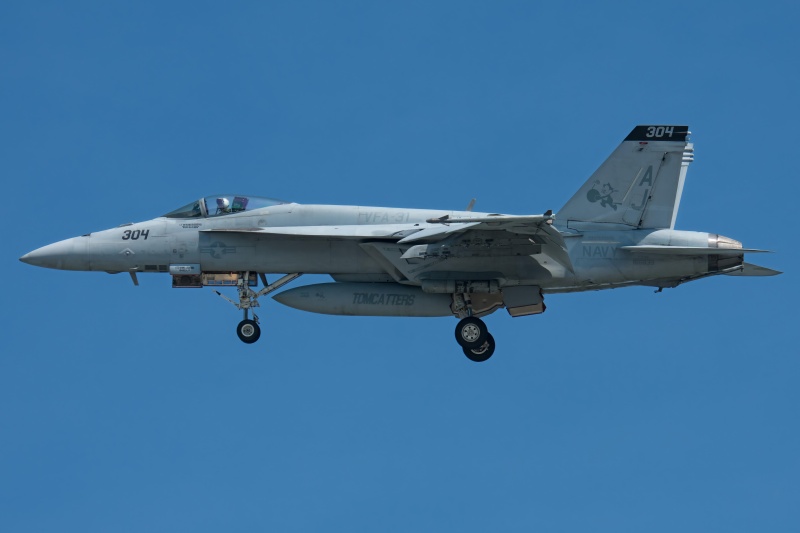 Photo of 166839 - USN - United States Navy Boeing F/A-18E/F Super Hornet at NTU on AeroXplorer Aviation Database