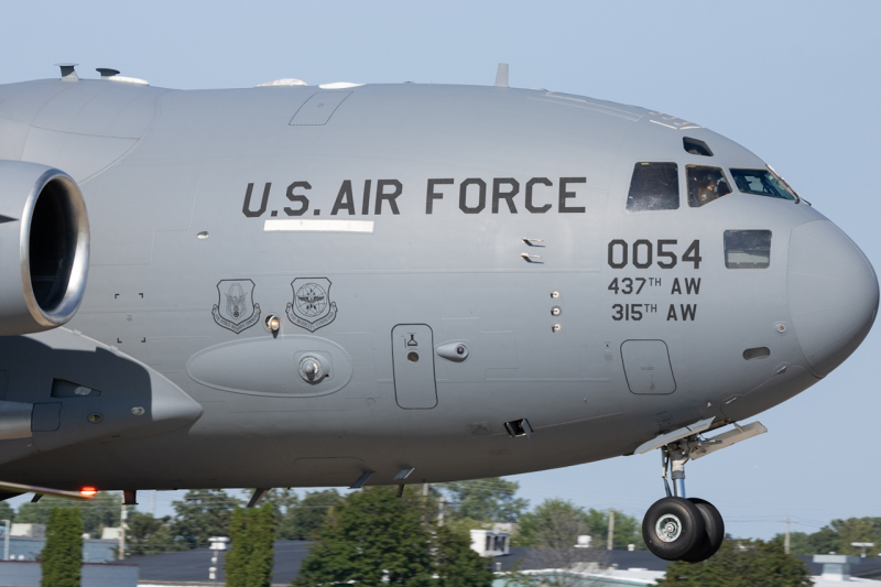 Photo of 98-0054 - USAF - United States Air Force Boeing C-17 Globemaster III at OSH on AeroXplorer Aviation Database