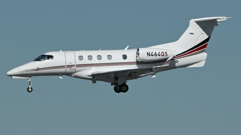 Photo of N464QS - NetJets Embraer Phenom 300 at KLAX on AeroXplorer Aviation Database