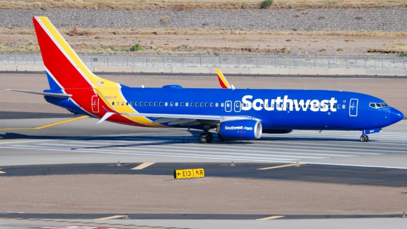 Photo of N8517F - Southwest Airlines Boeing 737-800 at PHX on AeroXplorer Aviation Database