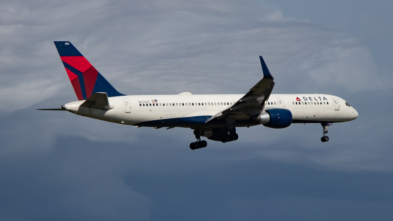 Photo of N6704Z - Delta Airlines Boeing 757-200 at TPA on AeroXplorer Aviation Database