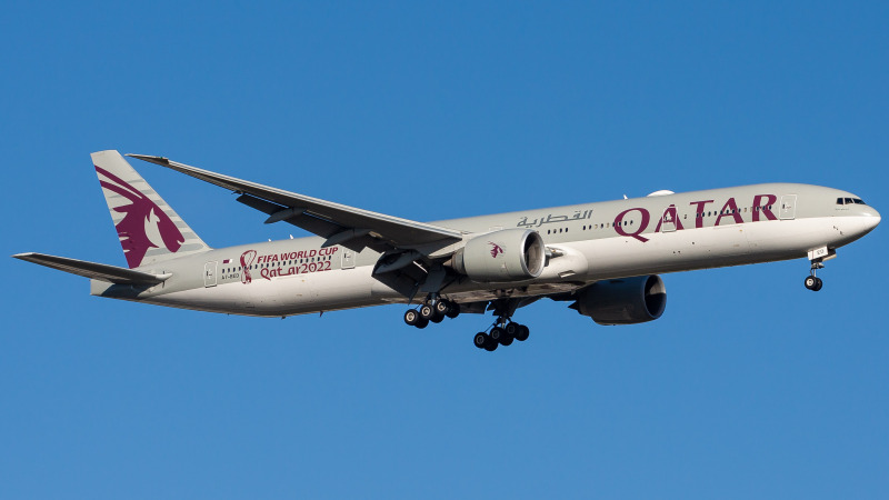 Photo of A7-BED - Qatar Airways Boeing 777-300ER at IAD on AeroXplorer Aviation Database