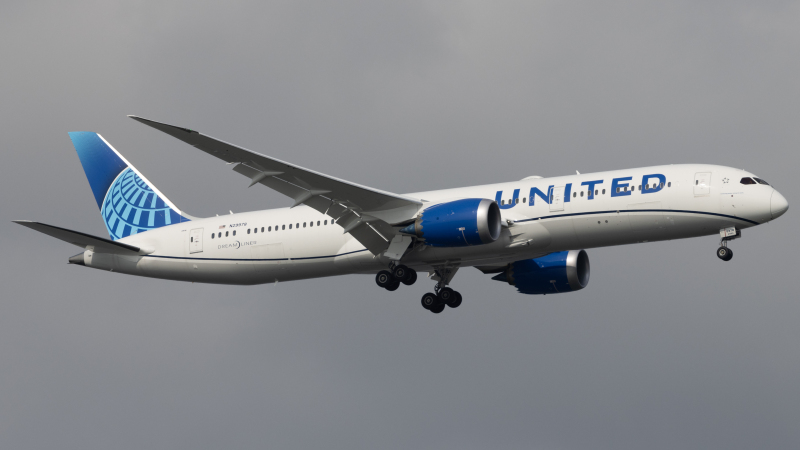 Photo of N29978 - United Airlines Boeing 787-9 at SIN on AeroXplorer Aviation Database