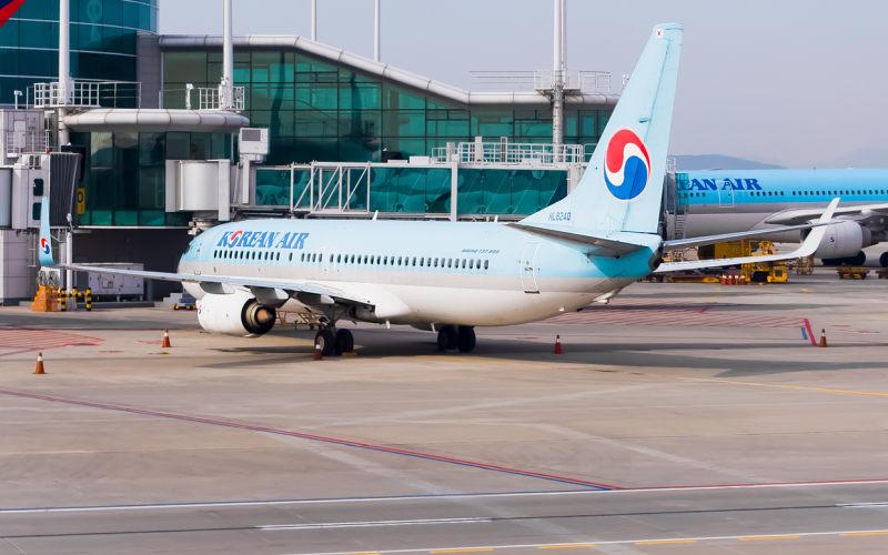 Photo of HL8240 - Korean Air Boeing 737-800 at ICN on AeroXplorer Aviation Database