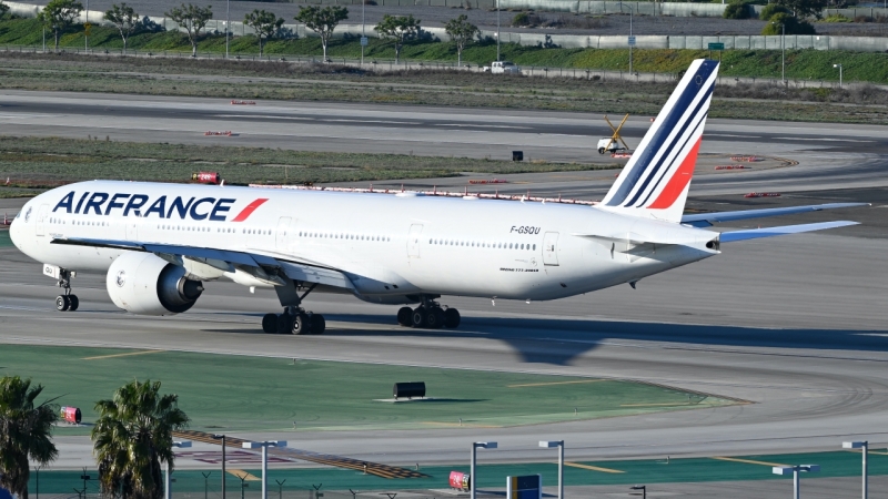 Photo of F-GSQU - Air France Boeing 777-300ER at LAX on AeroXplorer Aviation Database