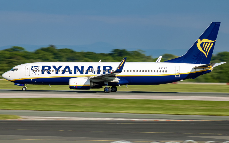 Photo of G-RUKB - RyanAir Boeing 737-800 at MAN on AeroXplorer Aviation Database