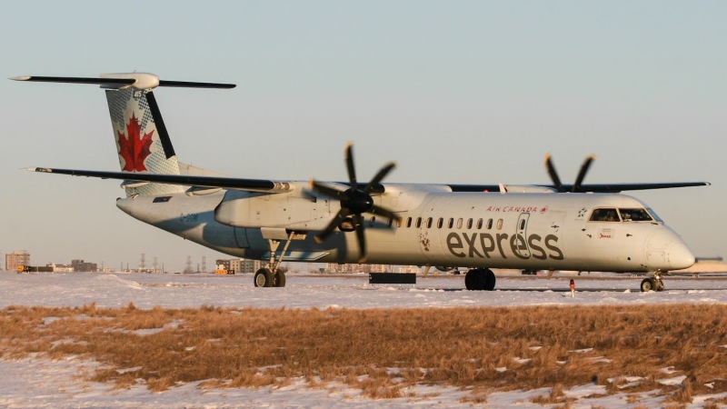 Photo of C-GGMI - Air Canada Express De Havilland Dash-8 q400 at YYZ on AeroXplorer Aviation Database