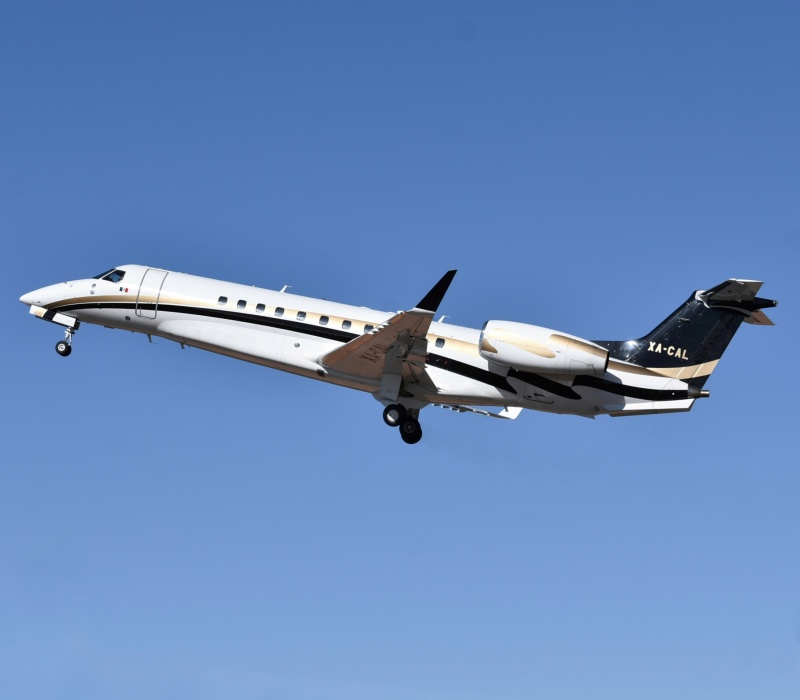 Photo of XA-CAL - PRIVATE Embrear Legacy 600 at CSL on AeroXplorer Aviation Database