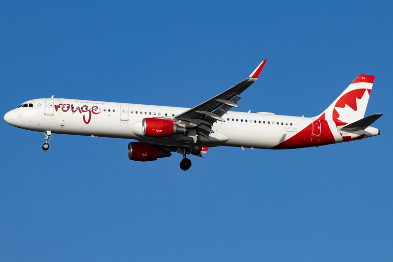 Photo of C-FGQH - Air Canada Rouge Airbus A321-200 at TPA on AeroXplorer Aviation Database