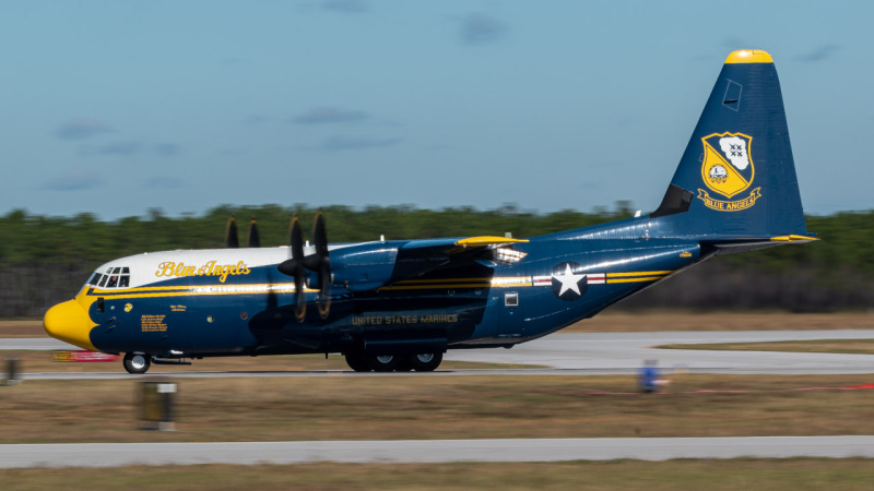 Photo of 170000 - US Marine Corps Lockheed C-130J Hercules at PNA on AeroXplorer Aviation Database