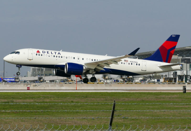 Photo of N307DU - Delta Airlines Airbus A220-300 at AUS on AeroXplorer Aviation Database