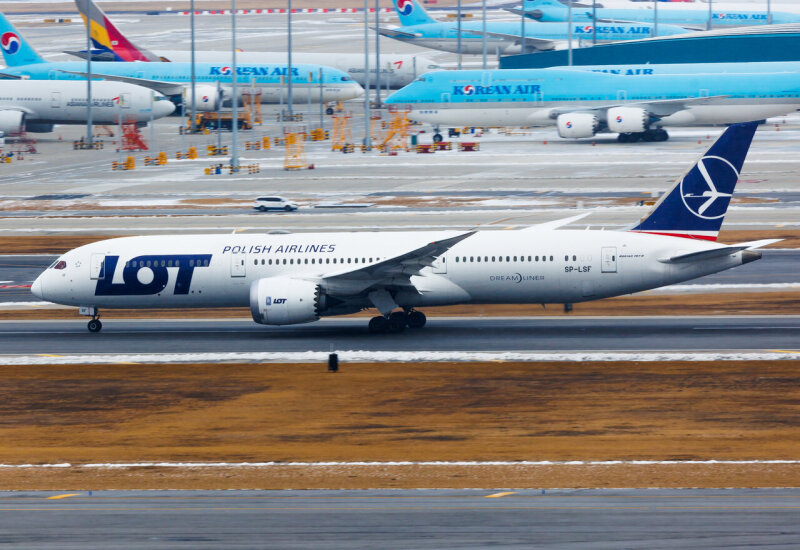 Photo of SP-LSF - LOT Polish Airlines Boeing 787-9 at INC on AeroXplorer Aviation Database