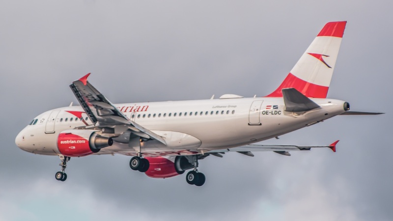 Photo of OE-LDC - Austrian Airlines Airbus A319 at TLV on AeroXplorer Aviation Database