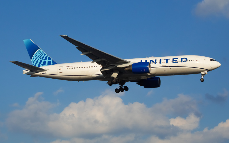 Photo of N210UA - United Airlines Boeing 777-200 at EWR on AeroXplorer Aviation Database