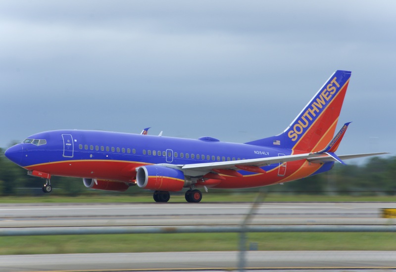 Photo of N264LV - Southwest Airlines Boeing 737-700 at MCO on AeroXplorer Aviation Database