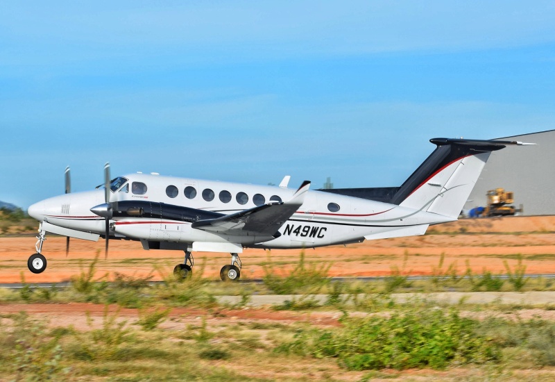 Photo of N49WC - West Coast Air Beechcraft King Air 350 at CSL on AeroXplorer Aviation Database