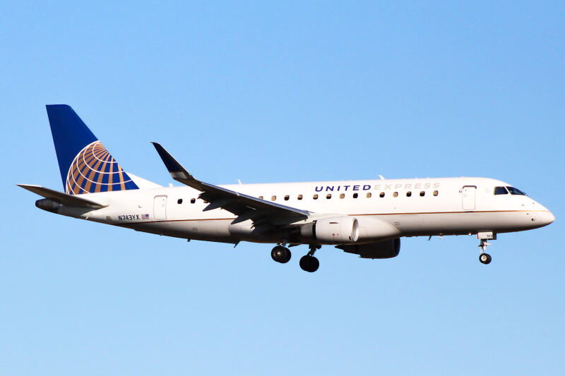 Photo of N743YX - United Airlines Embraer E175 at AUS on AeroXplorer Aviation Database