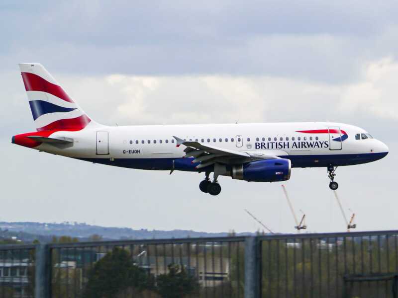Photo of G-EUOH - British Airways Airbus A319 at LHR on AeroXplorer Aviation Database