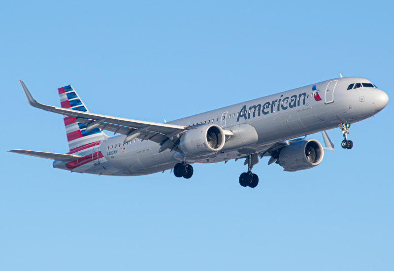 Photo of N402AN - American Airlines Airbus A321NEO at EWR on AeroXplorer Aviation Database