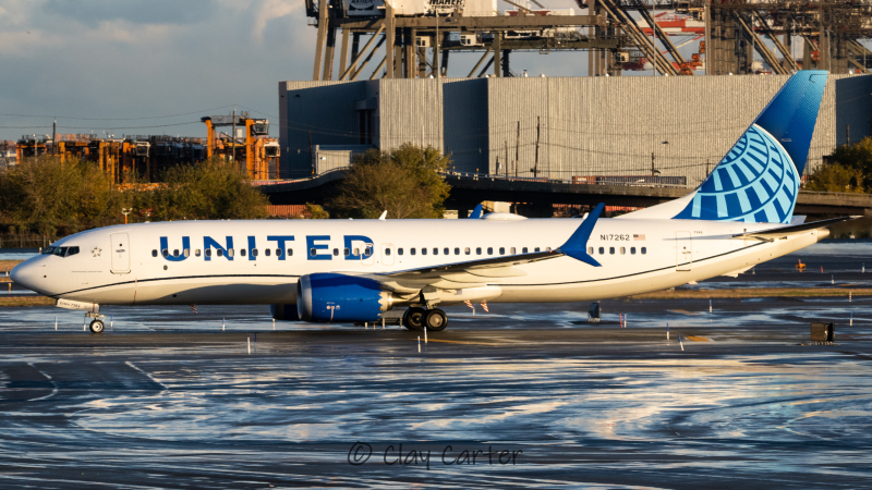 Photo of N17262 - United Airlines Boeing 737 MAX 8 at EWR on AeroXplorer Aviation Database