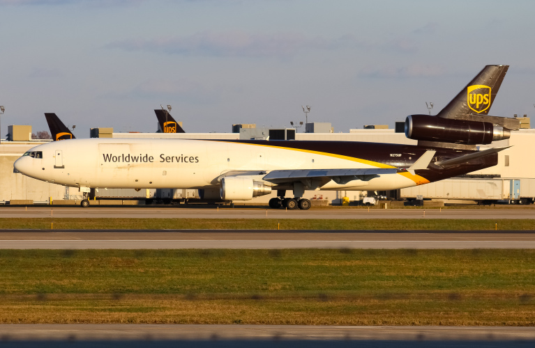 Photo of N275UP - United Parcel Service McDonnell Douglas MD-11F at SDF on AeroXplorer Aviation Database