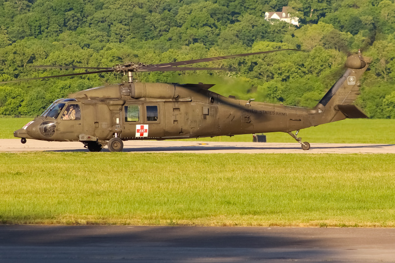 Photo of 09-20237 - USA - United States Army Sikorsky UH-60L Blackhawk at LUK on AeroXplorer Aviation Database