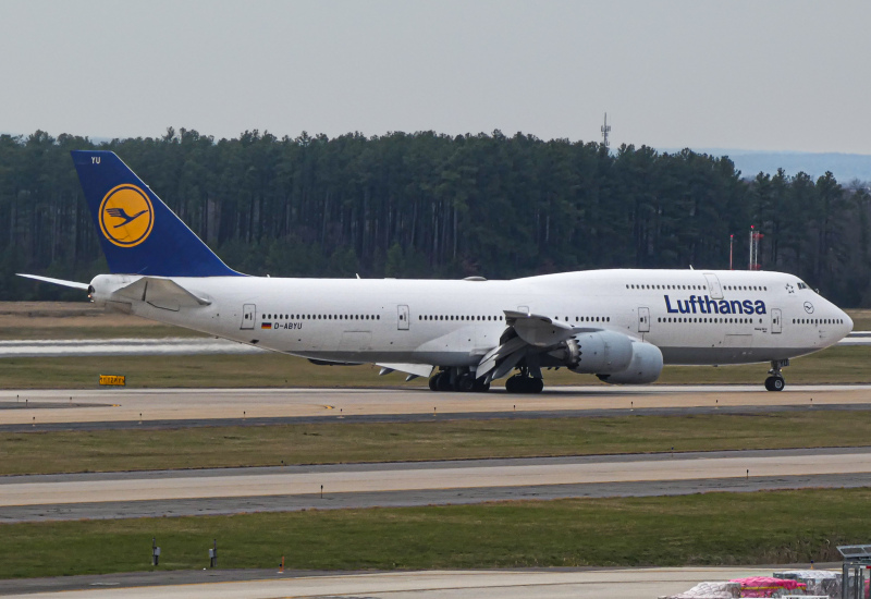 Photo of D-ABYU - Lufthansa Boeing 747-8i at IAD on AeroXplorer Aviation Database