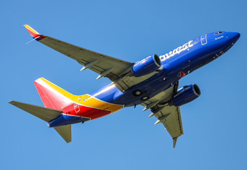Photo of N956WN - Southwest Airlines Boeing 737-700 at BWI on AeroXplorer Aviation Database