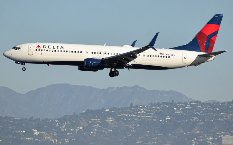 Photo of N846DN - Delta Airlines Boeing 737-900ER at LAX on AeroXplorer Aviation Database