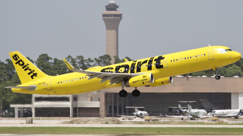 Photo of N683NK - Spirit Airlines Airbus A321-200 at IAH on AeroXplorer Aviation Database