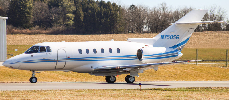 Photo of N750SG - PRIVATE Beechcraft Hawker 750 at THV on AeroXplorer Aviation Database